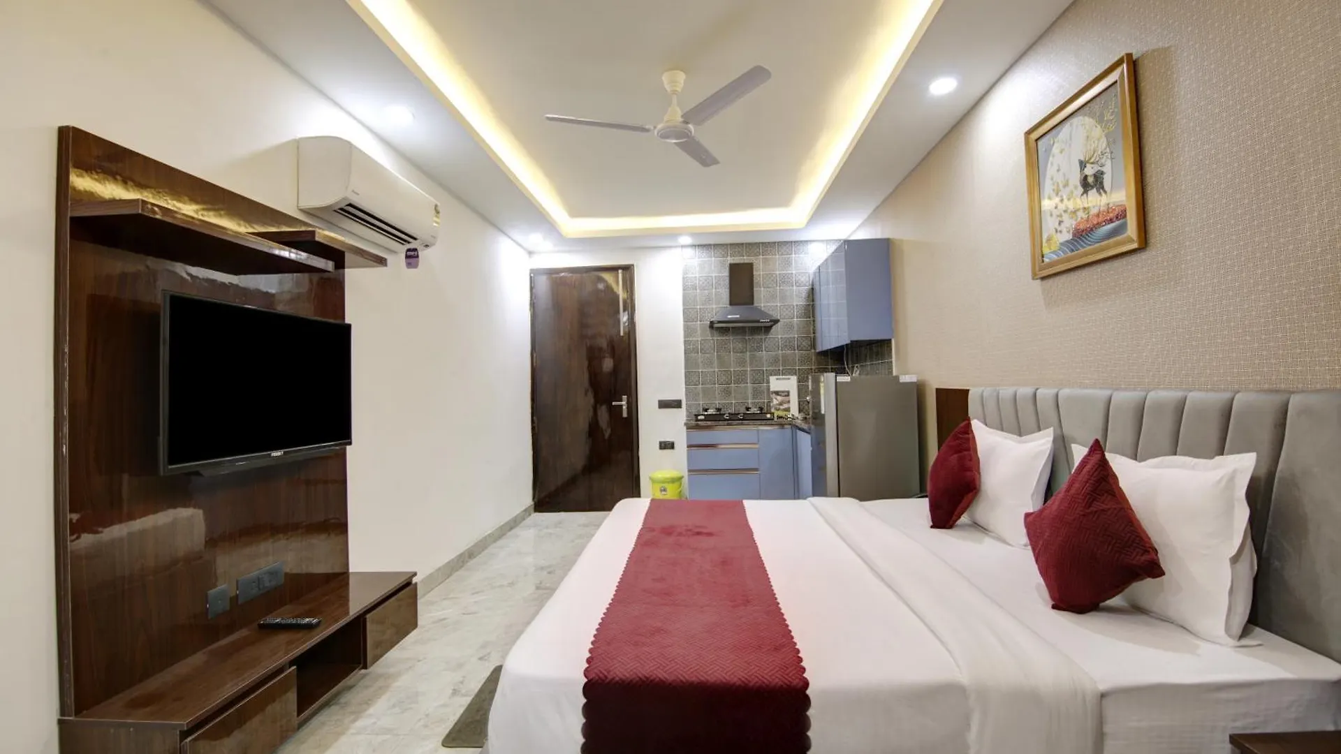 גורגאון Limewood Stay - Millennium Huda City Center 0*,  הודו